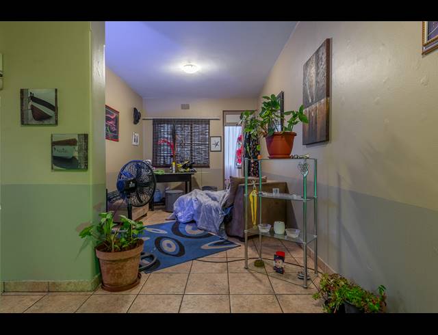 8 BEDROOM APARTMENT BLOCK FOR SALE IN ROSETTENVILLE